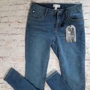 Kendall Kylie Kali Midrise Knit Denim 